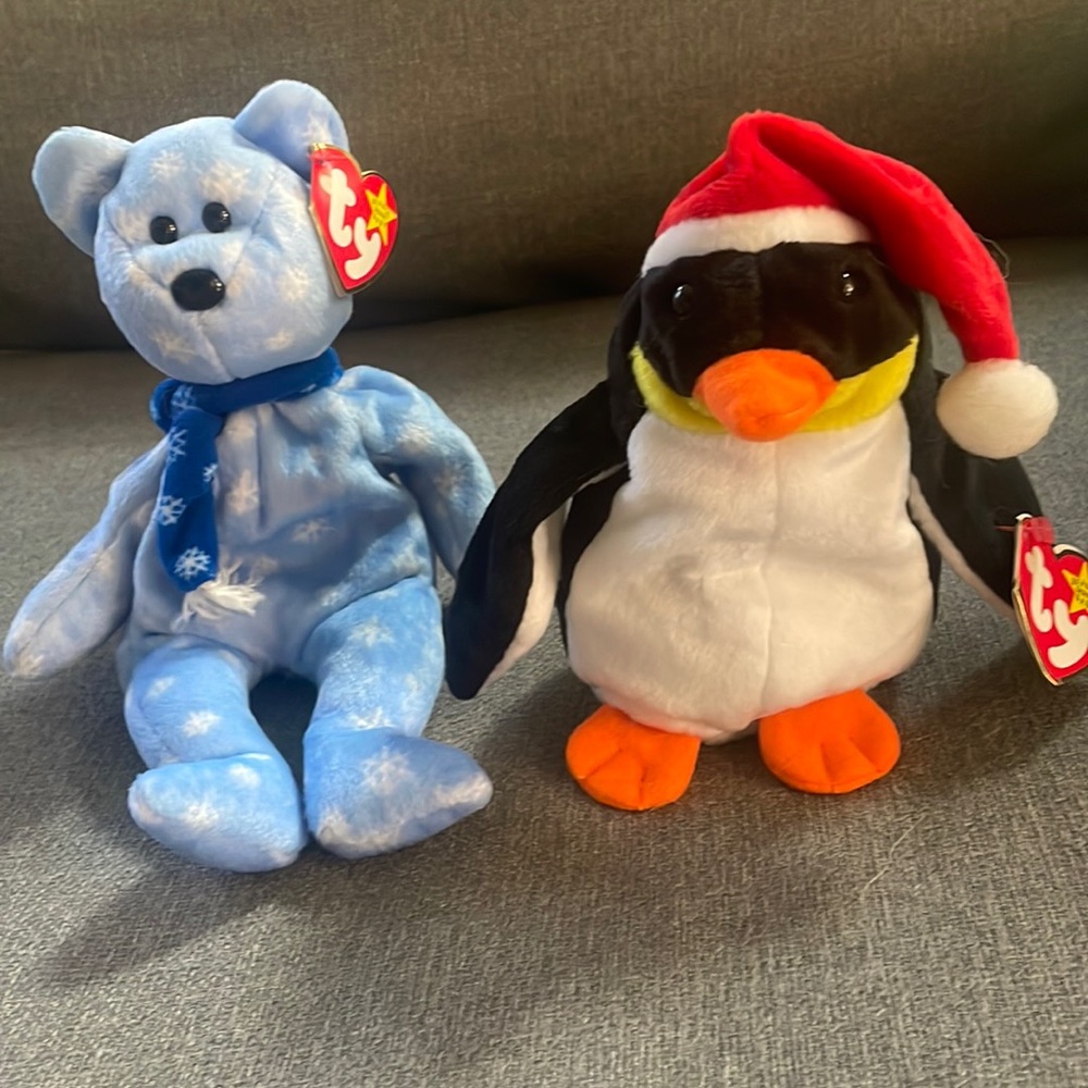 2 100% AUTHENTIC "RARE" BEANIE BABIES/HOLIDAY TEDDY and "ZERO" NYears Peng